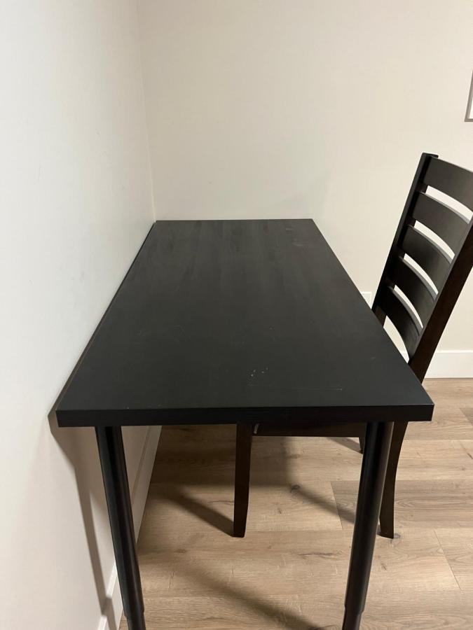 The Harmony Inn Spacious 2 Bdrms 2 Beds Basement Suite Σάρρεϋ Εξωτερικό φωτογραφία